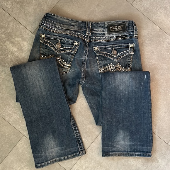 MISS ME JEANS (LIKE NEW) - Picture 6 of 6